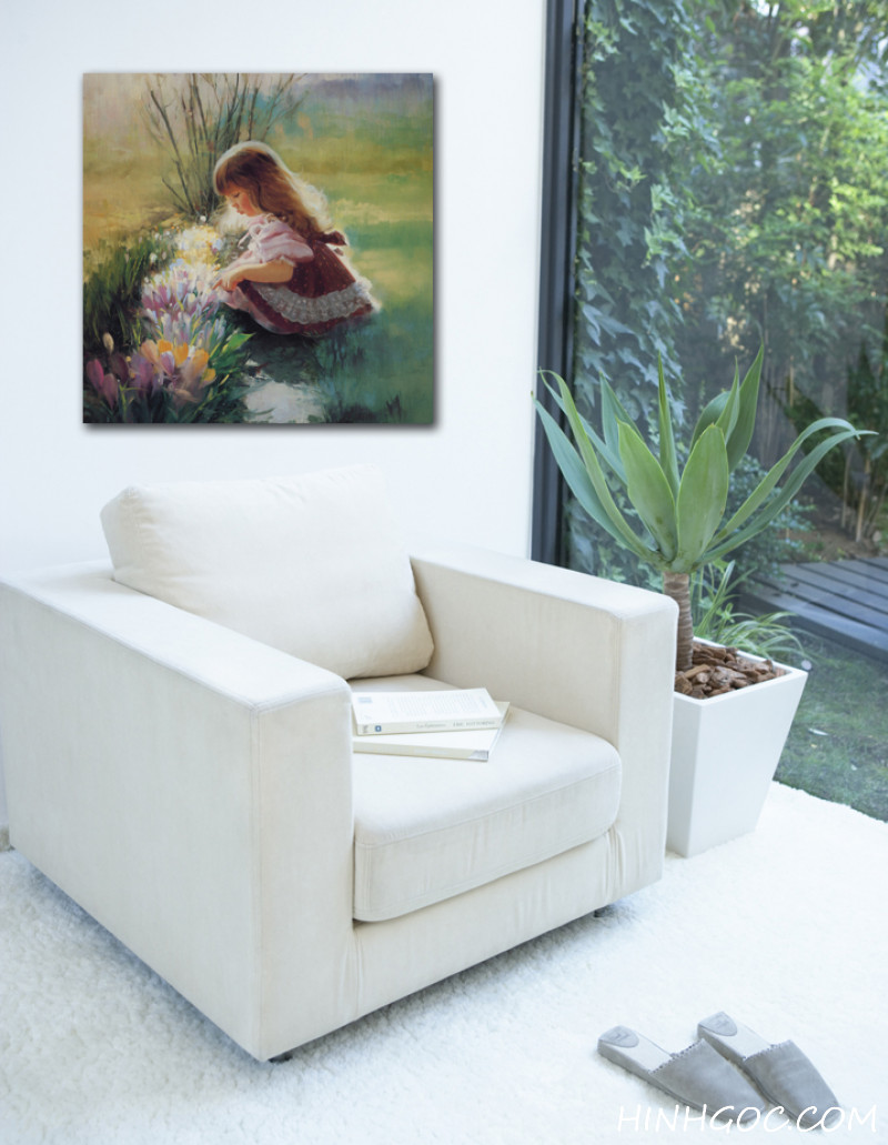 File tranh sơn dầu bé gái bên vườn hoa - HG103_4